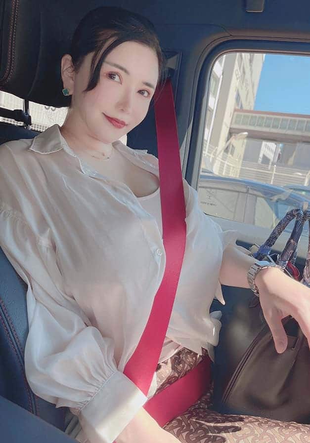 อันริ โอคิตะ