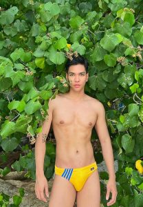 โม-วรวัฒน์-เหลือง