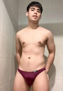 นัท-ปิยะณัฐ