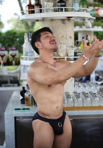 แบงค์-ประสงค์ทรัพย์-ยิ้ม