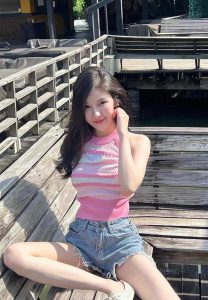 มลิษา-สว่างงาม-น่ารัก