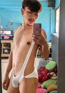 หนึ่ง-อาทิตย์-เท่