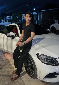 อาร์ท-ติส-หล่อมาก