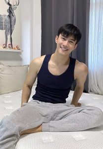 Johnson-Lau-แซ่บมาก