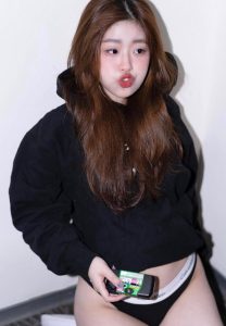 yuxyndi