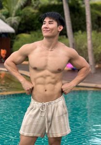 จอห์น-กฤตยศ