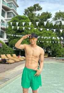 B-หล่อ