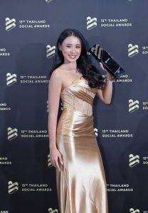 Wipha arthitaurai-004-Gorgeous