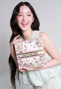 ต้าเหนิง-กัญญาวีร์-001-Charming